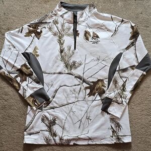 Realtree APC Snow White and Brown Camo 1/4 Zip Pullover